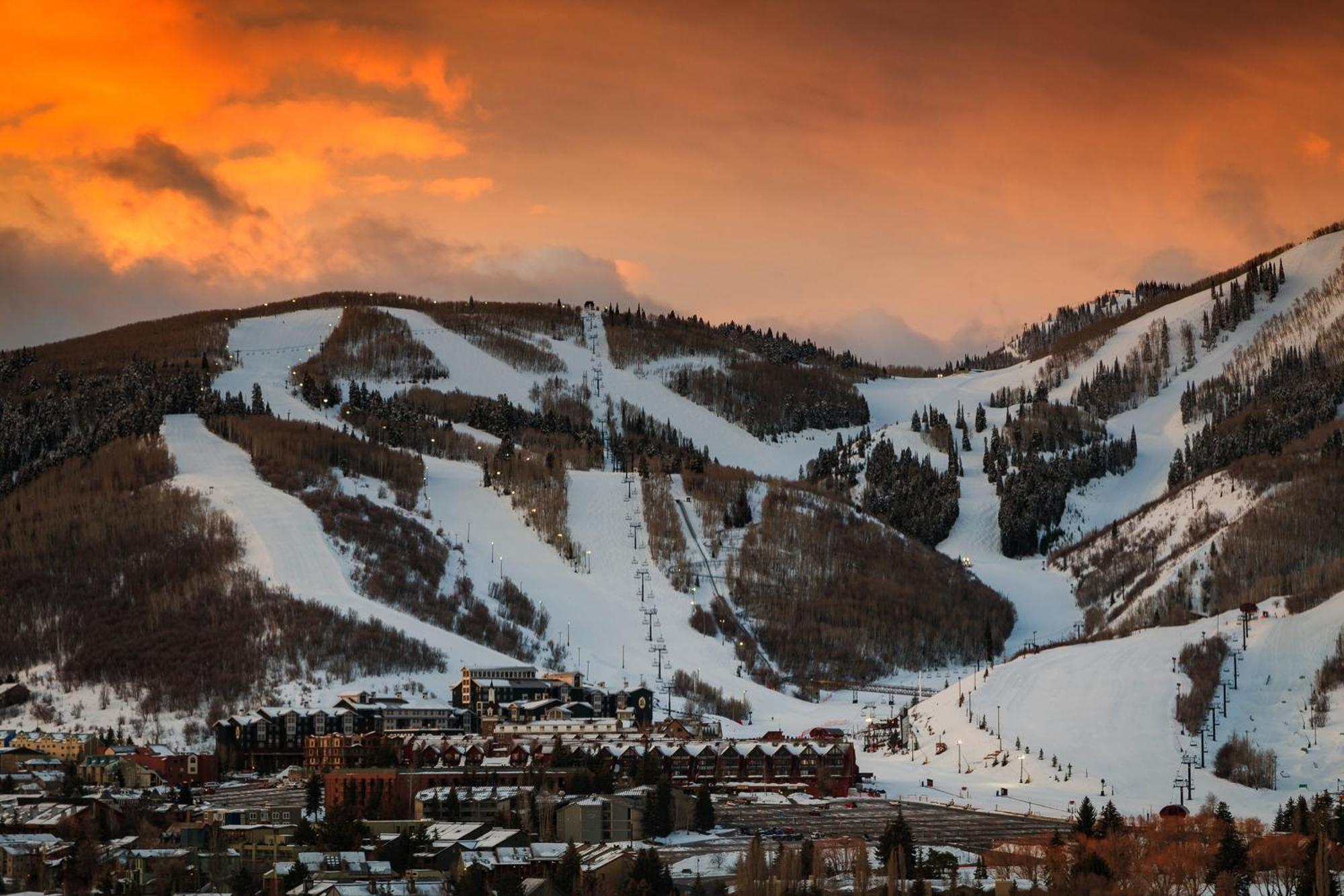 Quaint Prospector Lodge Park City Room photo